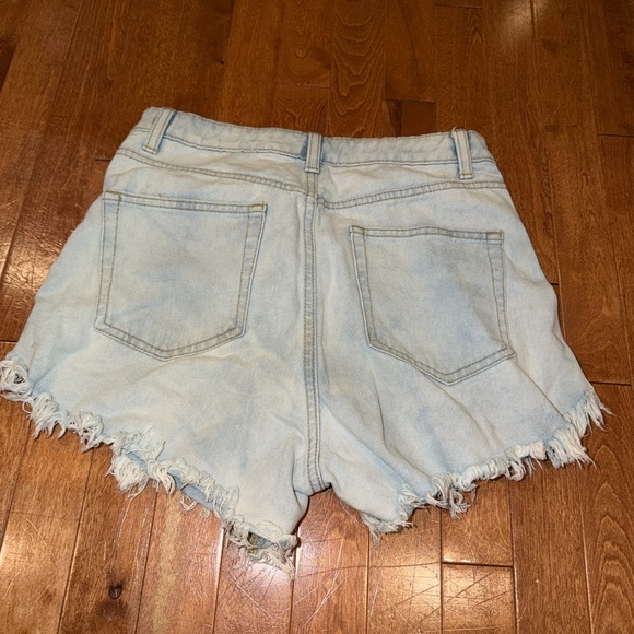 Wild Fable Light Wash Frayed Jean Shorts - Picture 2 of 3